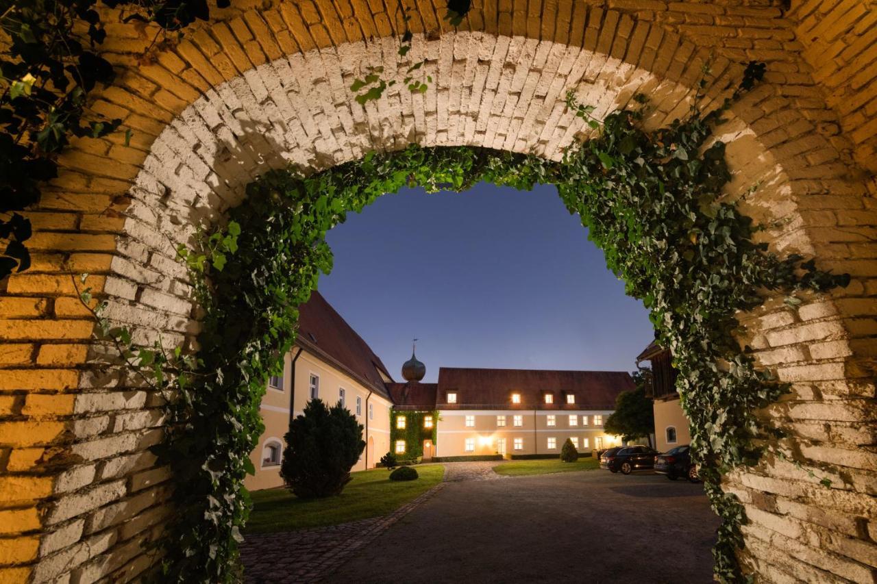 Klosterhof St. Salvator Bad Griesbach  Exterior photo